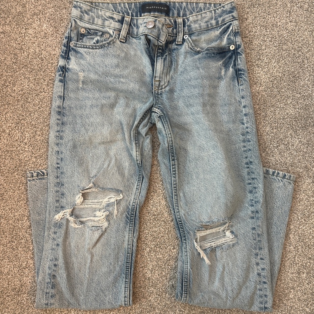 Women's Aeropostale Low Rise Baggy Light Wash Jeans